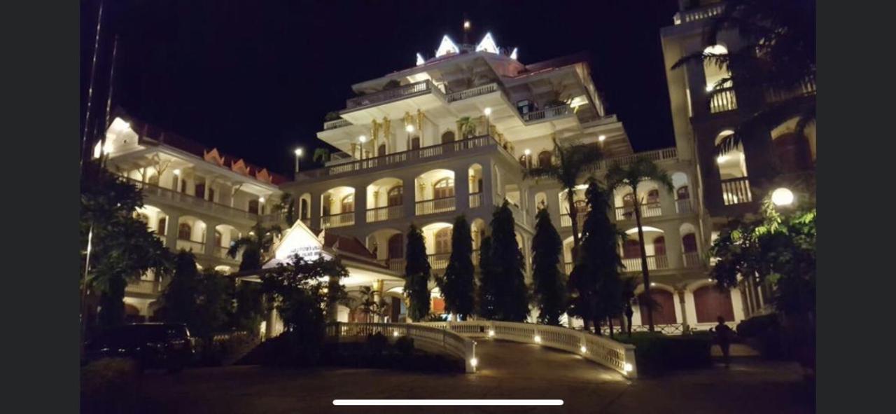 Champasak Palace Hotel Pakse Exterior photo