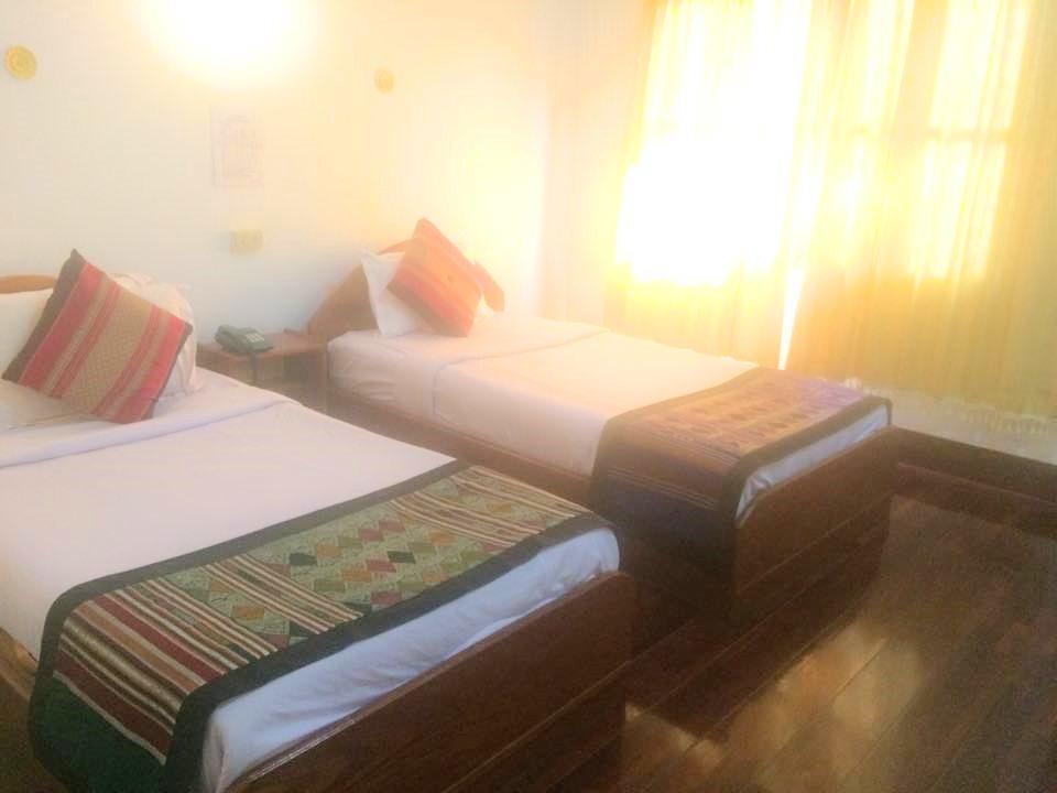Champasak Palace Hotel Pakse Exterior photo