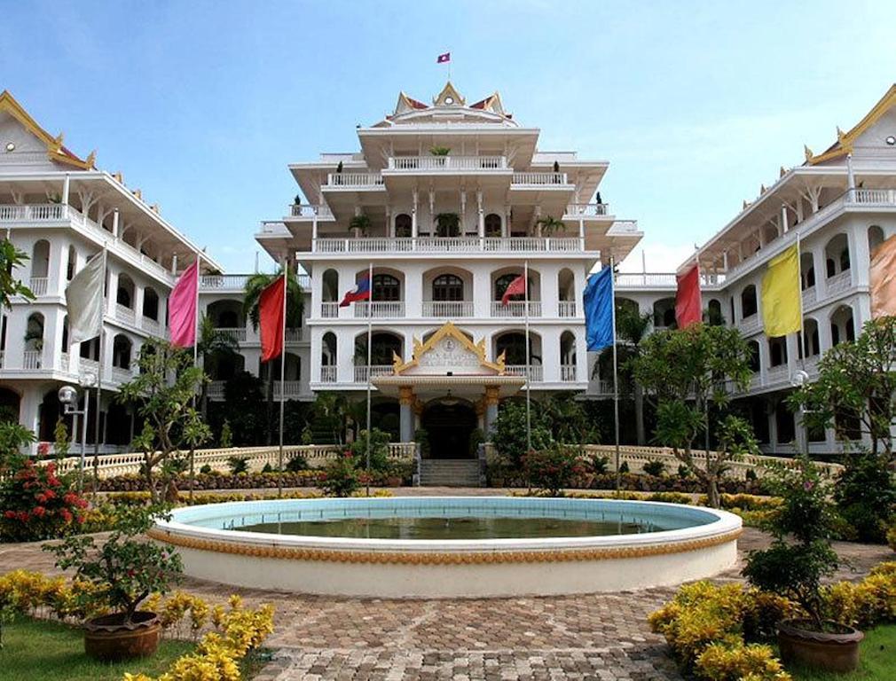 Champasak Palace Hotel Pakse Exterior photo