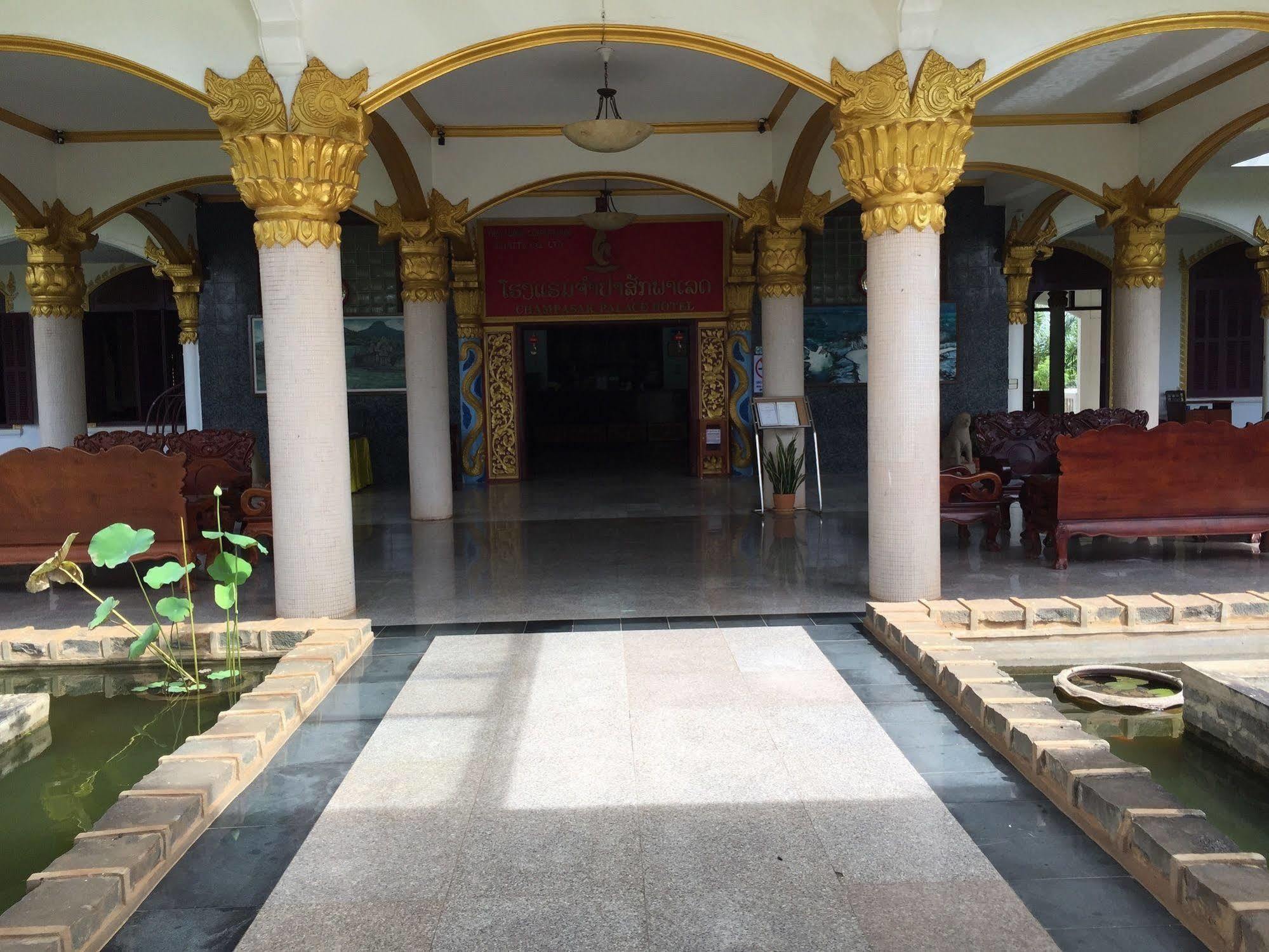 Champasak Palace Hotel Pakse Exterior photo