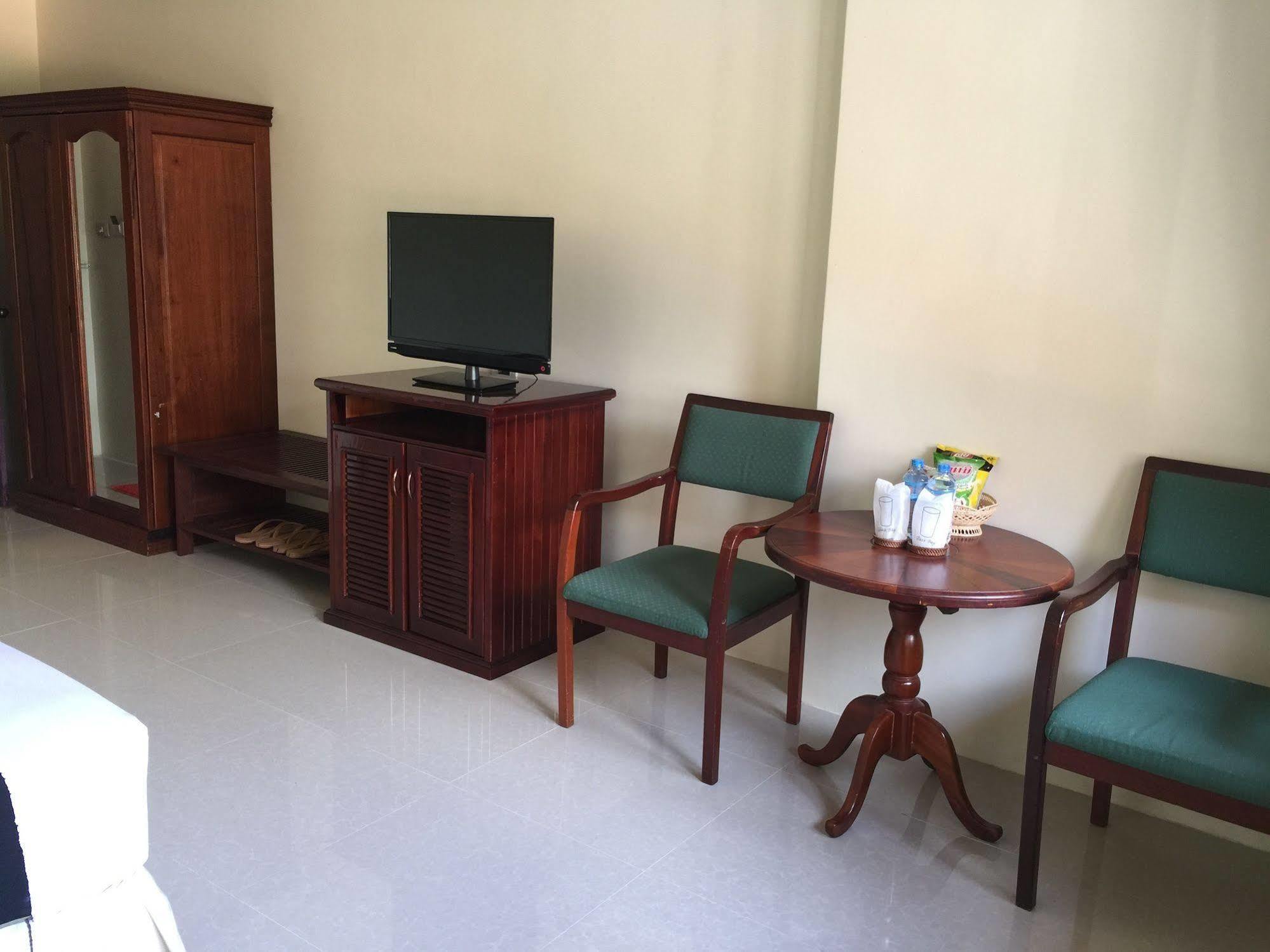 Champasak Palace Hotel Pakse Exterior photo