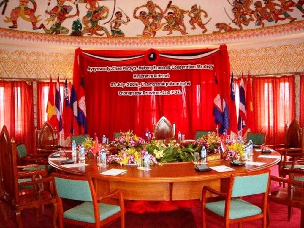 Champasak Palace Hotel Pakse Exterior photo